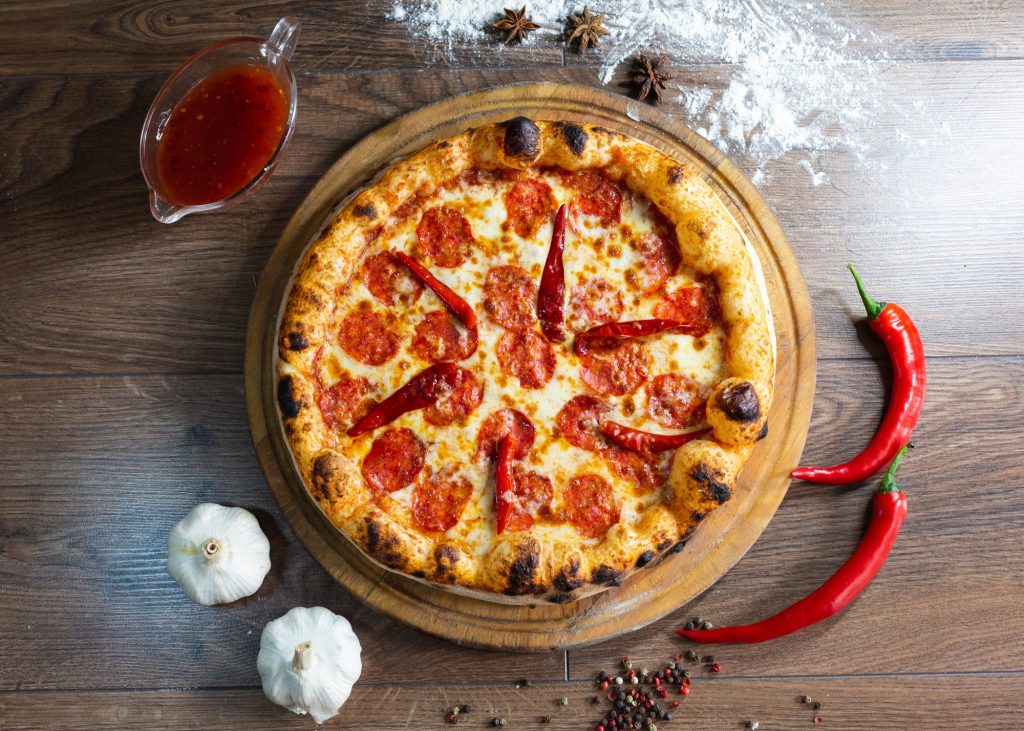 London café menu Pizza